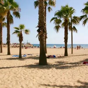 https://apart-lauren-centre-salou-portaventura.top-hotels-tarragona.com
